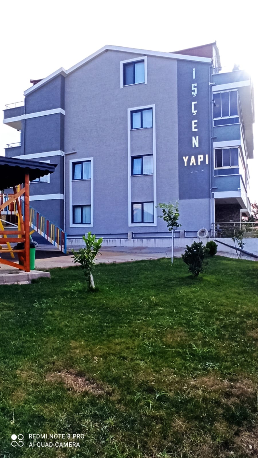 CADDE KAYAPA KONAKLARII